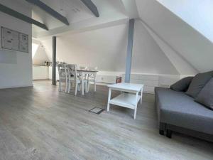 Χώρος καθιστικού στο SAD233 - Gemütliche Monteurwohnung Übergangswohnung