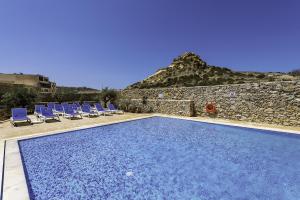 Piscina di Hillock Residence Apartments o nelle vicinanze