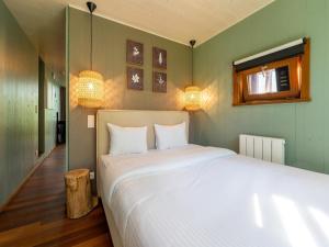 Postel nebo postele na pokoji v ubytování Award-Winning Forest Stay
