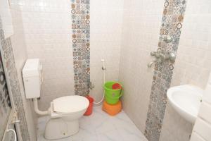 Gallery image of Maharani Maya Guest House Bodhgaya in Bodh Gaya