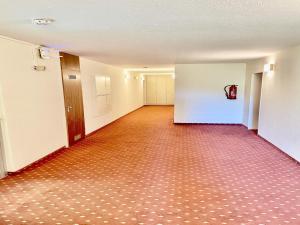 Fotografie z fotogalerie ubytování Apartment in Bad Herrenalb with indoor pool v destinaci Bad Herrenalb