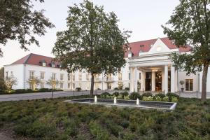 Zahrada ubytování Hilton Frankfurt Gravenbruch