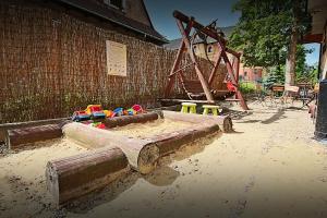 Herní místnost nebo prostor pro děti v ubytování Brzoza w centrum Zakopanego