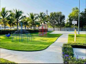 משחקיית ילדים ב-Ubicación genial a 3 minutos de combate Beach