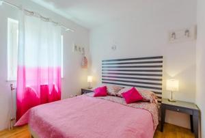 Posteľ alebo postele v izbe v ubytovaní Apartment Panorama