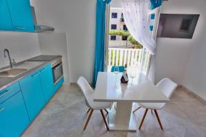 Kuchyň nebo kuchyňský kout v ubytování Apartment Lenka Mato