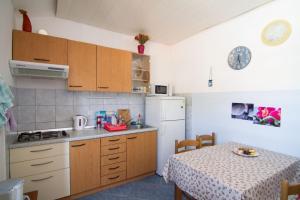 Dapur atau dapur kecil di Apartment Marko