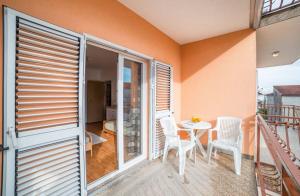 Ein Balkon oder eine Terrasse in der Unterkunft Apartment Goge