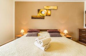 Ein Bett oder Betten in einem Zimmer der Unterkunft Apartment Goge