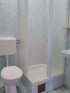 Bilik mandi di Apartment Davor