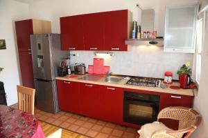 Kuchyňa alebo kuchynka v ubytovaní Apartment Tomi