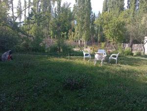 Сад в Skardu Resort skardu