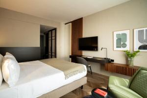 TV a/nebo společenská místnost v ubytování Litta Palace Milano