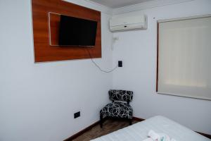Μια τηλεόραση ή/και κέντρο ψυχαγωγίας στο Cristal Hotel
