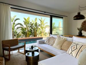 Posezení v ubytování Lora Pearl Luxury Villa