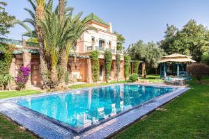 Bassein majutusasutuses Villa palmeraie marrakech või selle lähedal