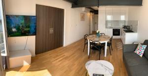 Cucina o angolo cottura di Appartement neuf, vue sur saône
