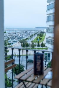 una vista da un balcone di un parcheggio di Hotel Charf a Tangeri