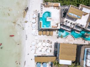 Bazén v ubytování AWA Holbox Hotel Boutique - Beach Front nebo v jeho okolí
