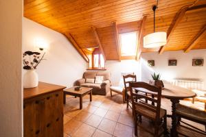 Posezení v ubytování Apartaments Ca de Badia