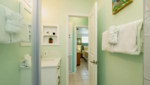 Bagno di Turtle Cove Views by Last Key Realty