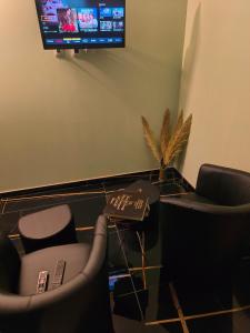 TV a/nebo společenská místnost v ubytování Vegetal jungle + 23 fotografií