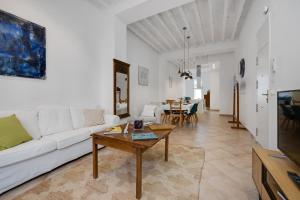 Khu vực ghế ngồi tại HB Apartments - Luxury Boutique Mercado