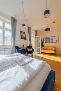 Posteľ alebo postele v izbe v ubytovaní Angelo Residence by Rentez