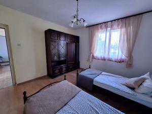 Posteľ alebo postele v izbe v ubytovaní Apartment Ljilja