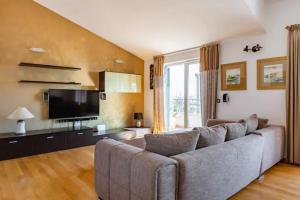 TV a/nebo společenská místnost v ubytování House Peace