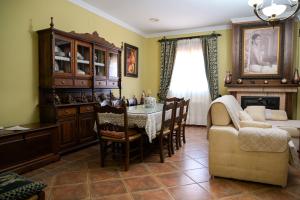 Posezení v ubytování Casa Rural LA ENCINA