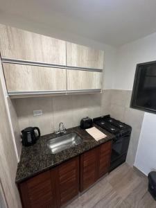 Una cocina o kitchenette en Rondeau Suite 3 fotos más