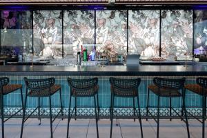 拉瓦尔Courtyard by Marriott Montreal Laval的相册照片