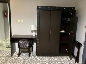 Kuchyň nebo kuchyňský kout v ubytování فندق غمامة للشقق المخدومة GHAMAMA Hotel Serviced Apartments