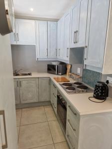 Gallery image of Coconut Cottage in Randburg