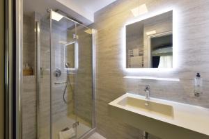 Un baño de Hotel Rousseau