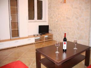 TV a/nebo společenská místnost v ubytování Splendid Holiday Home in Novigrad near sea