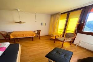 Postel nebo postele na pokoji v ubytování Apartment in Bad Herrenalb with indoor pool