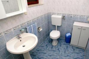 Kúpeľňa v ubytovaní Apartments Stuk