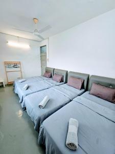Postel nebo postele na pokoji v ubytování PANCHOR 6 HOSTEL + 36 fotografií