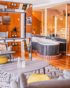 Posedenie v ubytovaní Hotel Bristol Tradition and Luxury