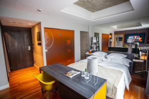 Posteľ alebo postele v izbe v ubytovaní Hotel Bristol Tradition and Luxury