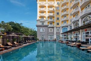 Bazén v ubytování Hotel Royal Hoi An - Gallery nebo v jeho okolí