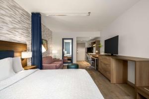 Postel nebo postele na pokoji v ubytování Home2 Suites By Hilton East Austin - near Downtown and UT