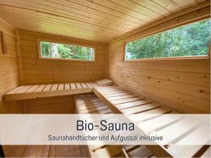 Fotografie z fotogalerie ubytování Strandhaus Mathea - ruhige Lage direkt am Fleesensee - Parkplatz, Kamin, Sauna - familienfreundlich v destinaci Unter Göhren