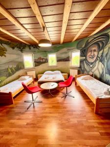 Postel nebo postele na pokoji v ubytování Przyczółek Kreatywności by Good Spot + 37 fotografií