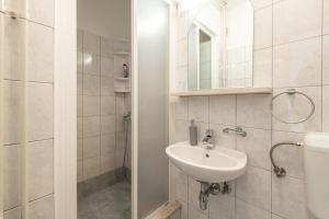 Ένα μπάνιο στο Apartment Gordana