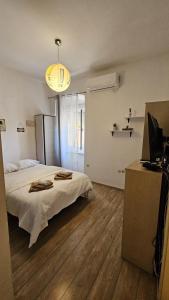 Posteľ alebo postele v izbe v ubytovaní Studio apartment KIKI for 2, near Old Town & Beach, free WiFi