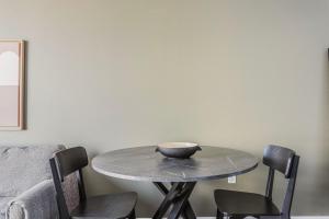 Ảnh trong thư viện ảnh của Blueground Long Beach pool gym near shops LAX-1262 ở Los Angeles