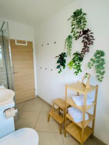Koupelna v ubytování Apartment Krautinsel mit Seeblick
